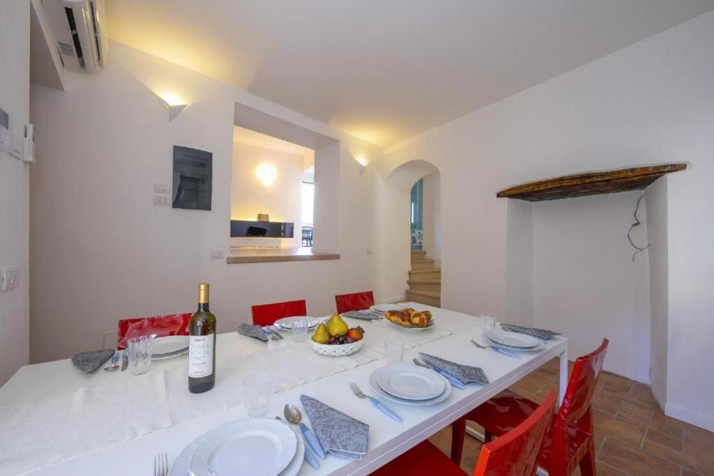 Poolside Apartment Cristina Bellano Zewnętrze zdjęcie
